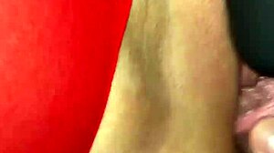 红色长筒运动员自制POV色情片,业余爱好者