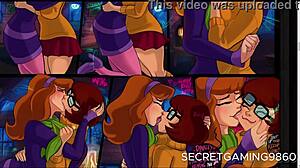 Daphnes strastno lizanje Velmasove tesne ritne luknje v lezbičnem srečanju za noč čarovnic